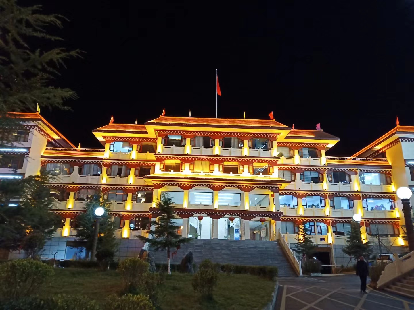 白玉县人民政府